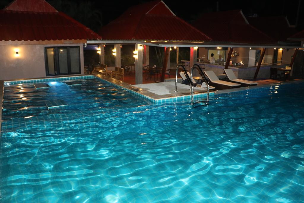 Blue Midnight Pansiyon Ko Pha Ngan Dış mekan fotoğraf
